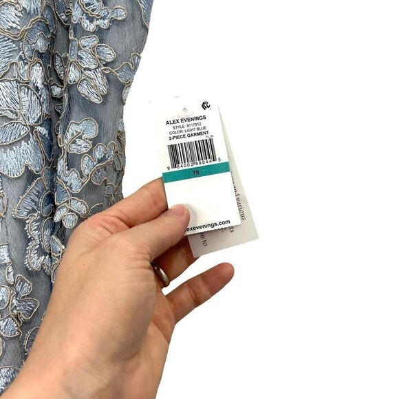 NEW Alex Evenings Embroidered Tulle Lace Fit & Flare Illusion Neckline gown maxi - Picture 10 of 11